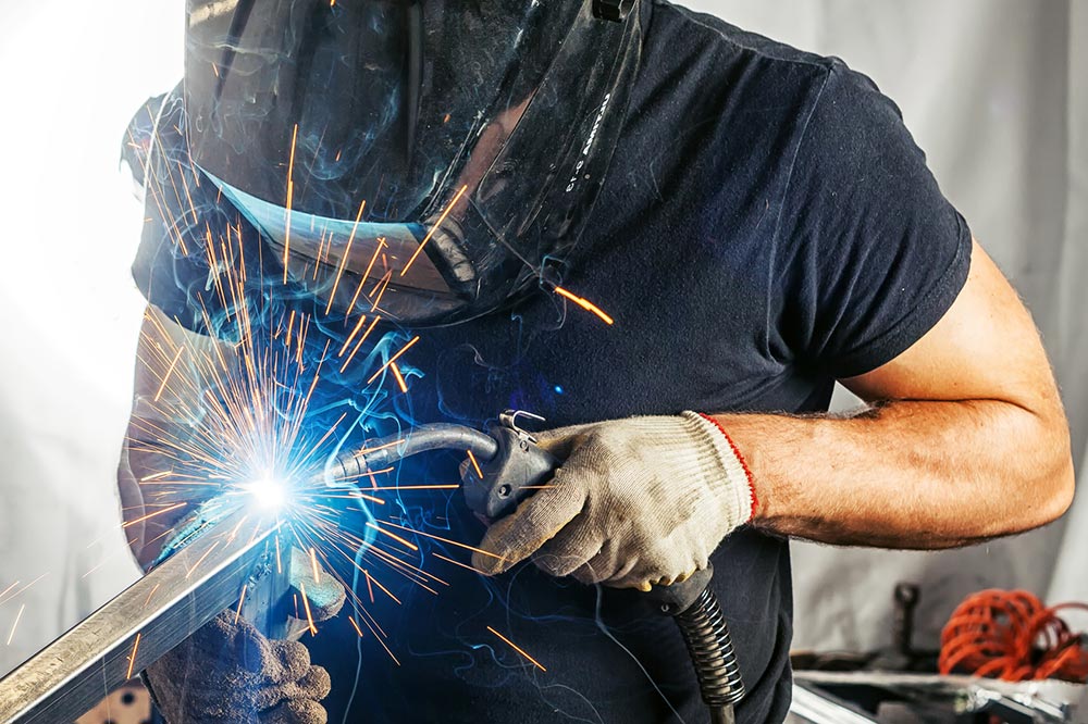 Schweißer bei der Arbeit